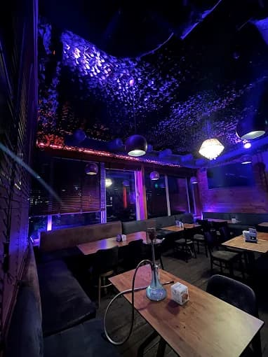 Mezza Lounge & Bar